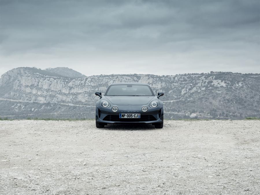  Alpine A110 Legende 2018 года  (WW) (фото 6 из 29)